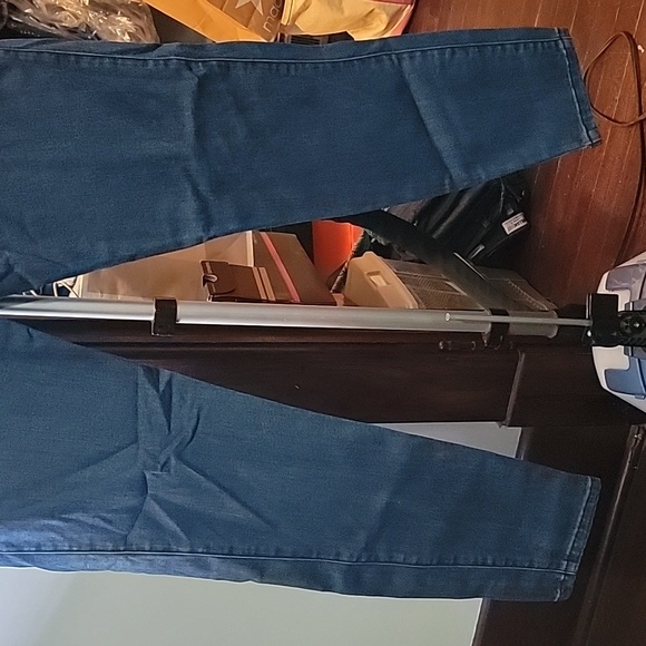 Guess jeans size L - Picture 5 of 5
